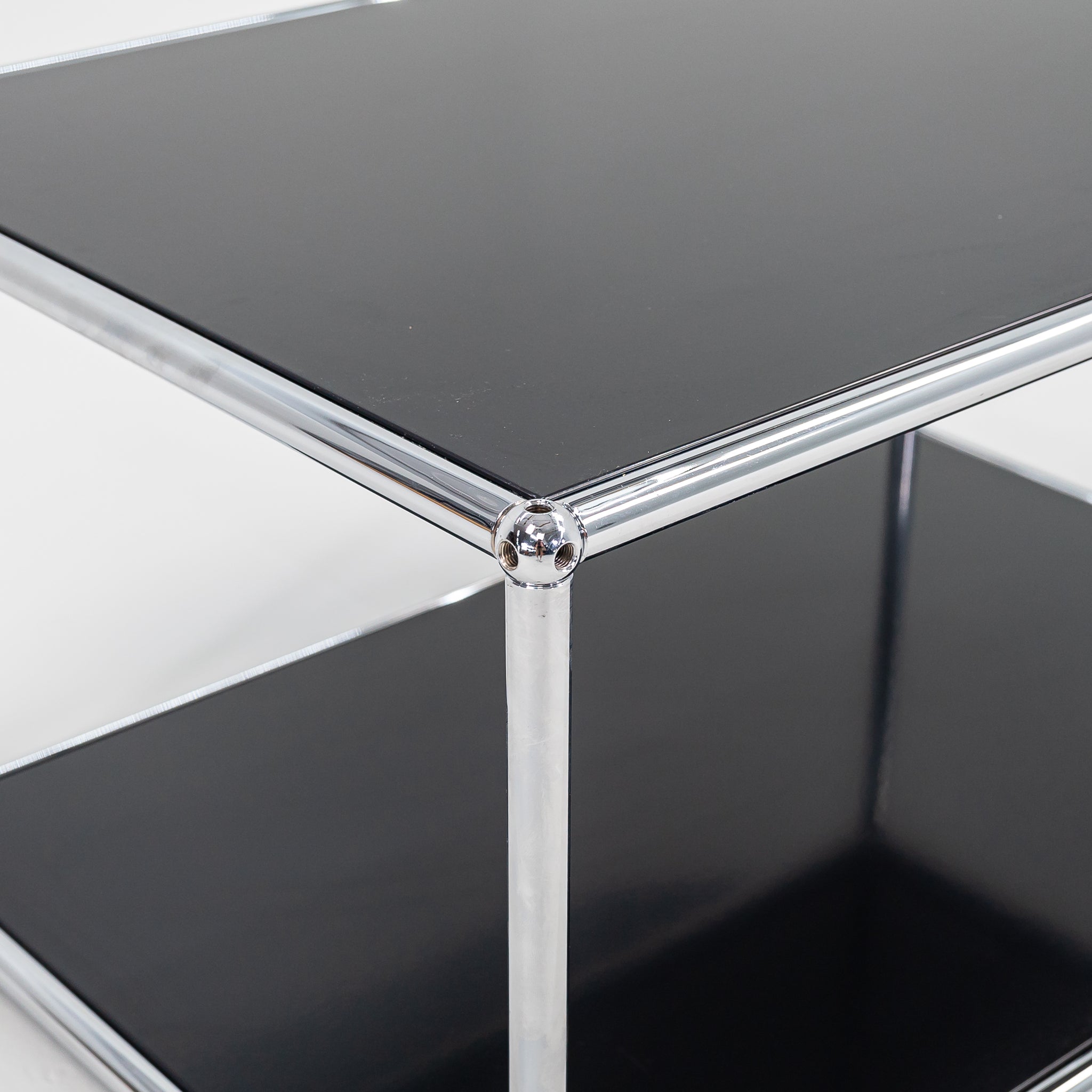 USM Haller Small Coffee Table — Second Cycle