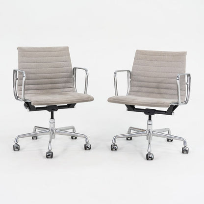 Aluminum Group Management Desk Chair, Model EA335