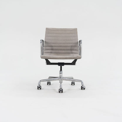 Aluminum Group Management Desk Chair, Model EA335