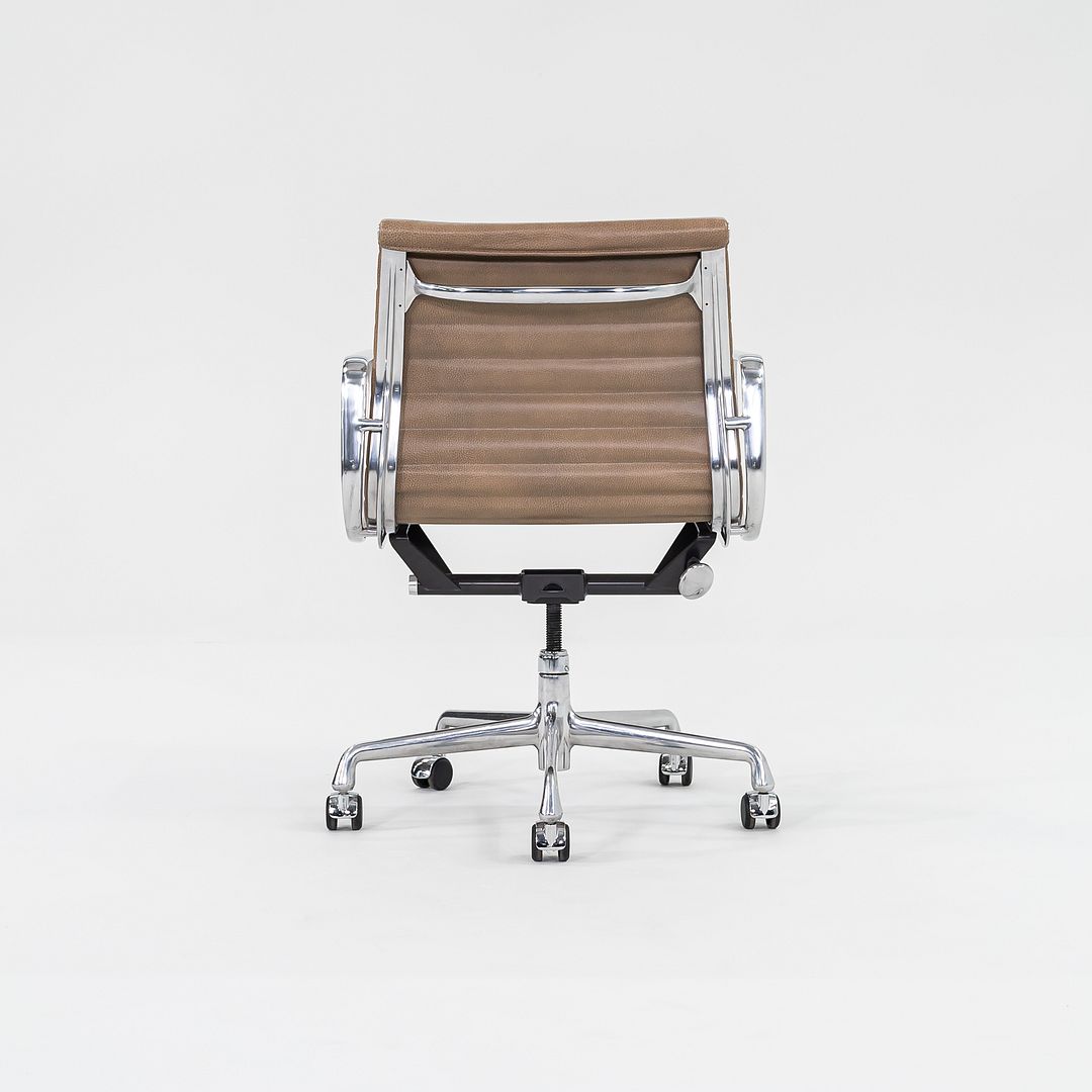 Aluminum Group Management Chair