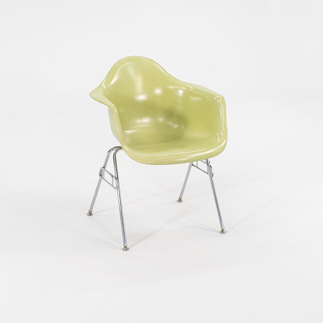 Arm Shell Chair