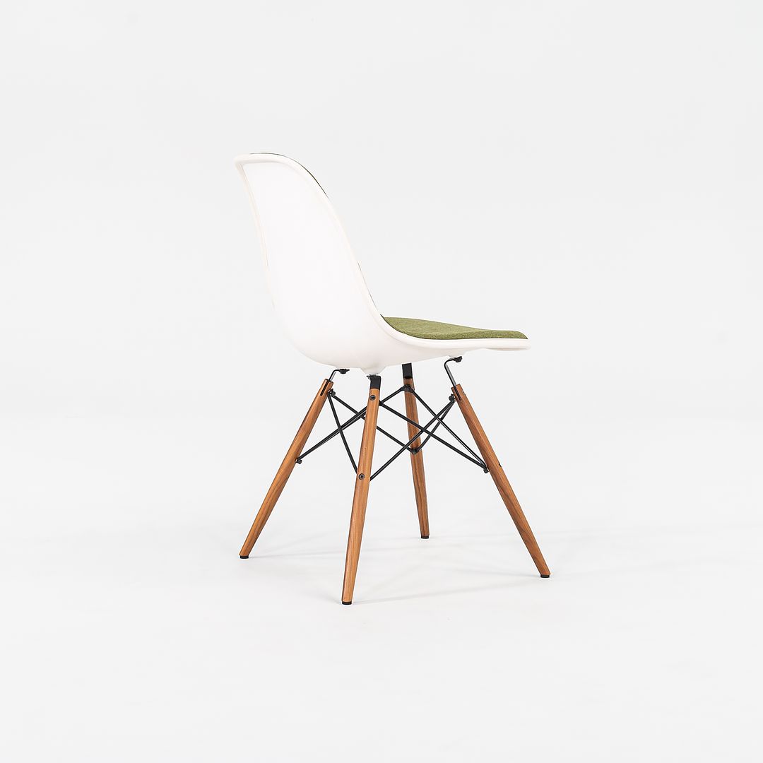 DSW Side Chair with Dowel Base