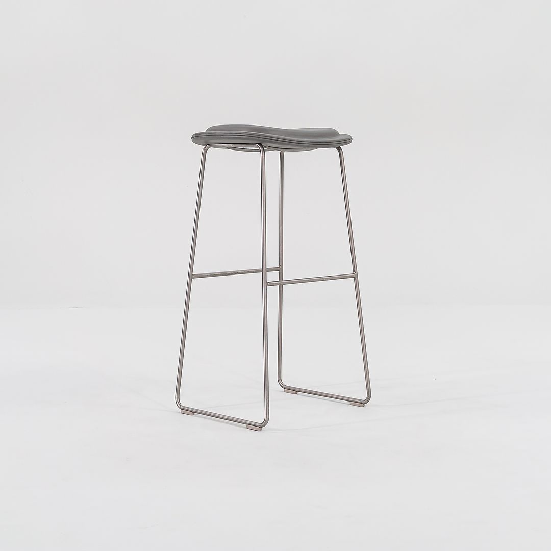 Hi-Pad Bar Stool