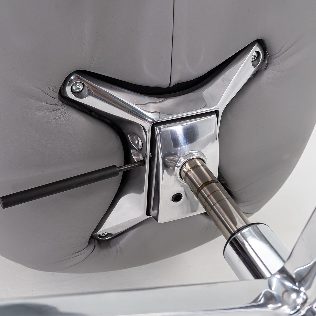 Saiba Mid-Back Task Chair