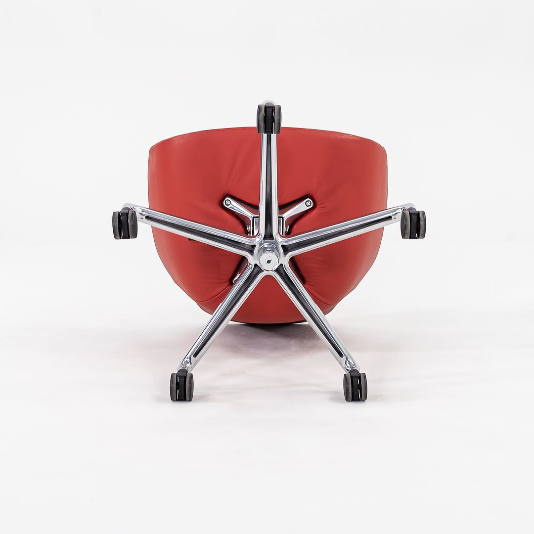 Saiba Mid-Back Task Chair with Five-Star Base by Naoto Saiba Mid-Back Task Chair with Five-Star Base by Naoto
