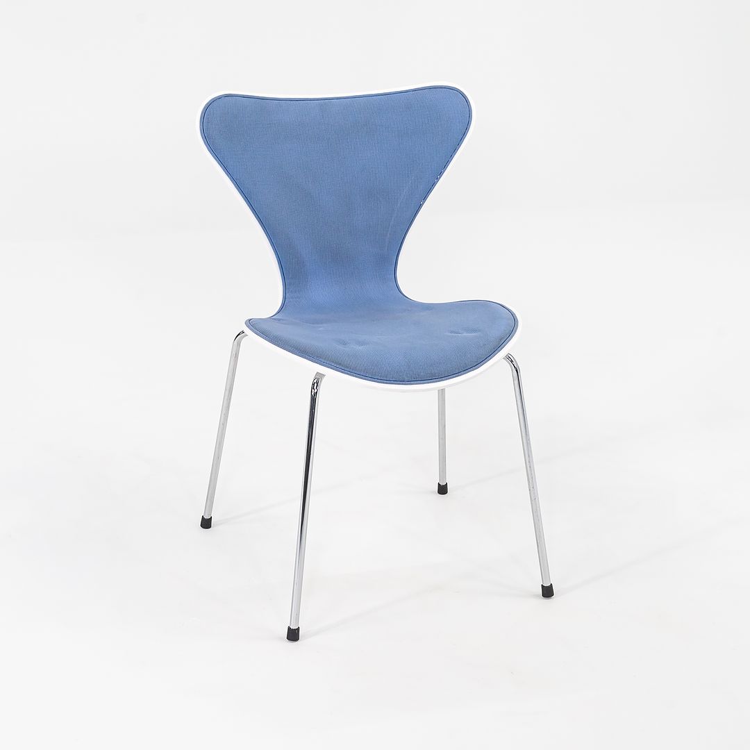 Series 7 Chair, Model 3107