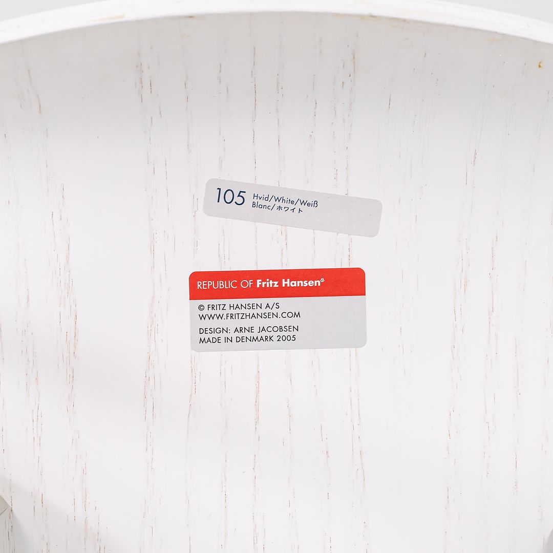 Series 7 Chair, Model 3107