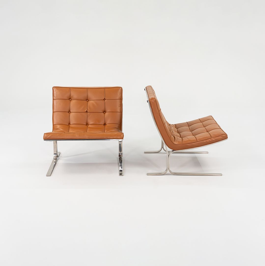 CH28 Lounge Chairs