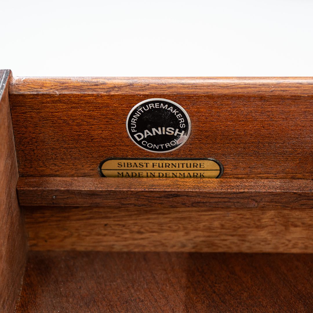 Triennale No. 29 Credenza