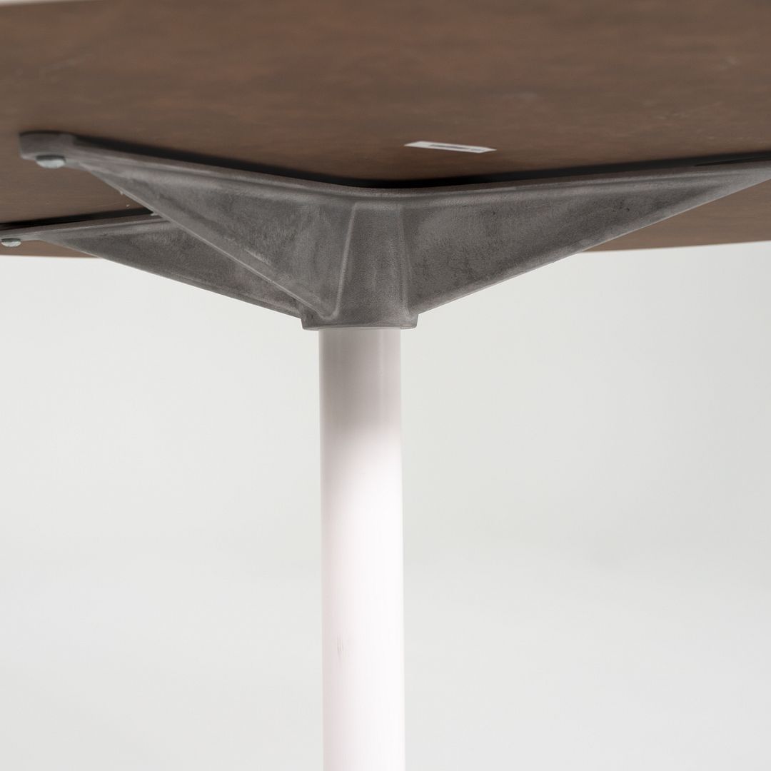 ET108U Universal Base Dining Table