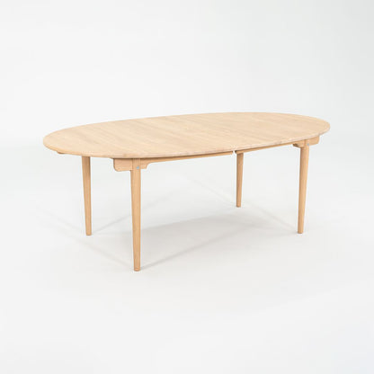 CH338 Dining Table