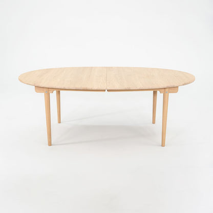 CH338 Dining Table