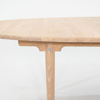 CH339 Dining Table