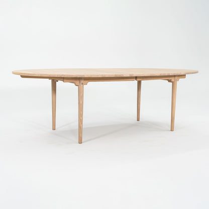 CH339 Dining Table