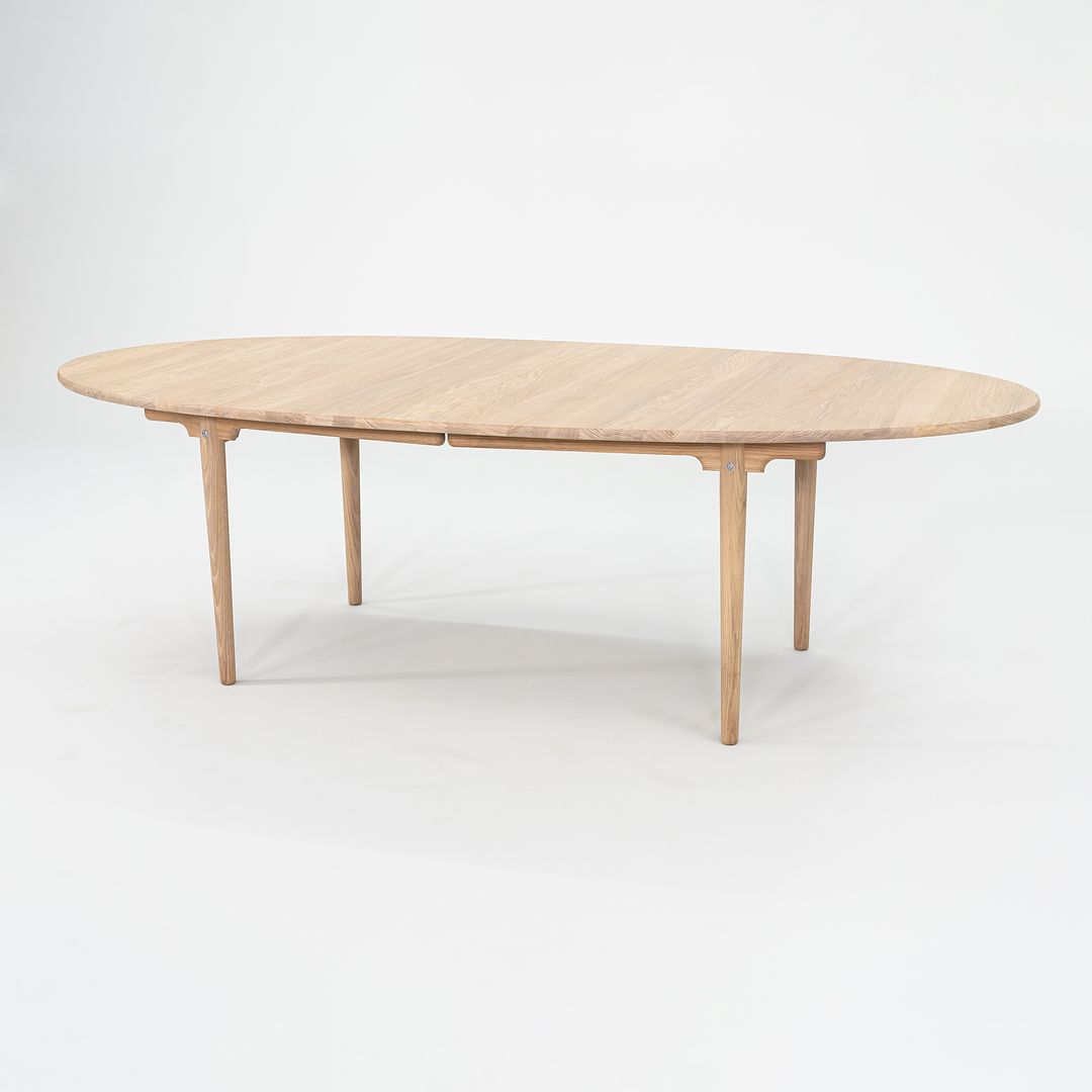 CH339 Dining Table