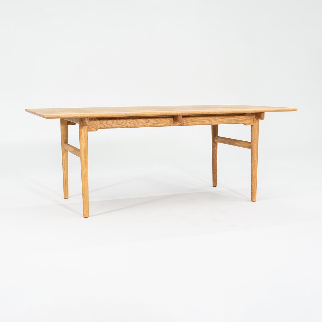 CH327 Dining Table