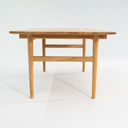 CH327 Dining Table