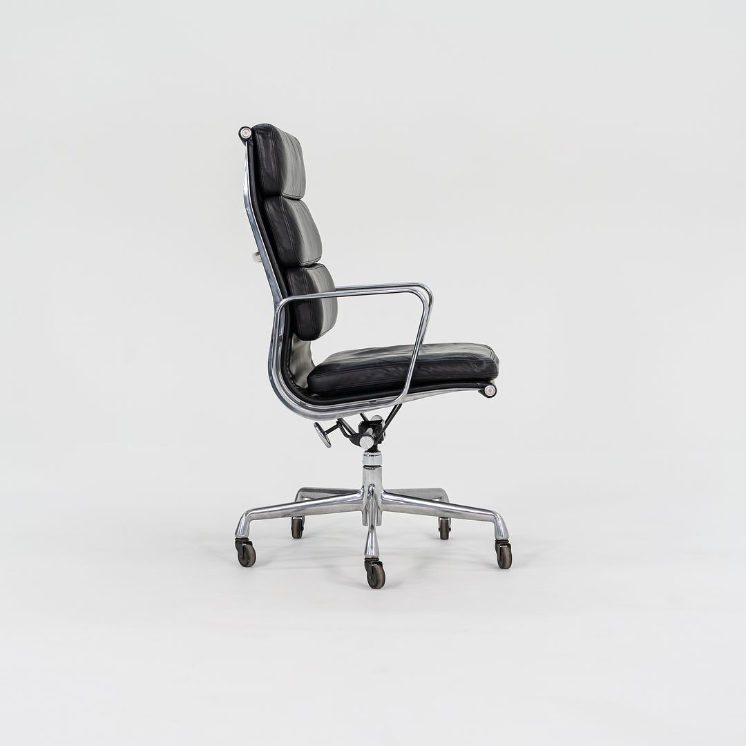 Soft Pad Executive Chair, EA437
