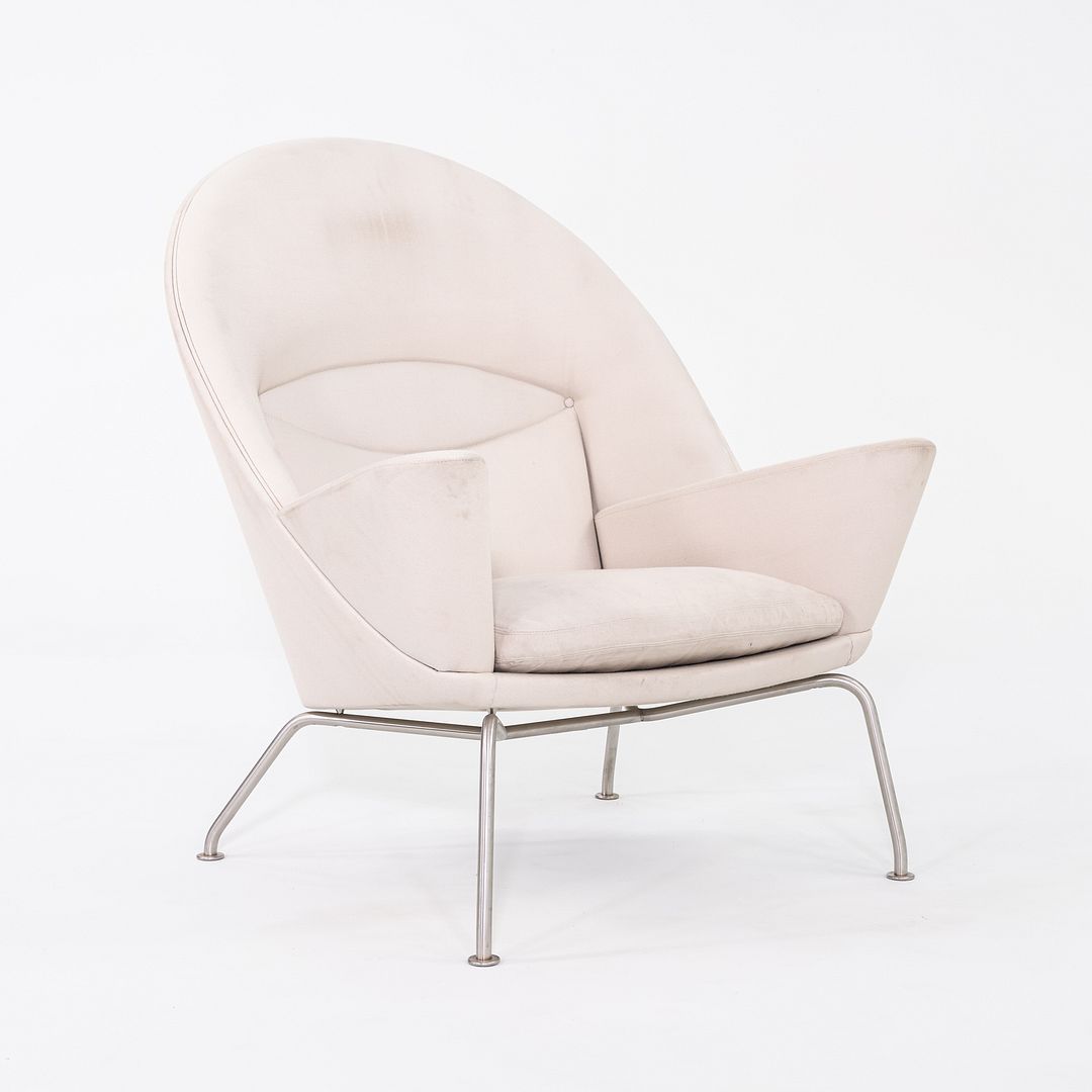 CH468 Oculus Lounge Chair