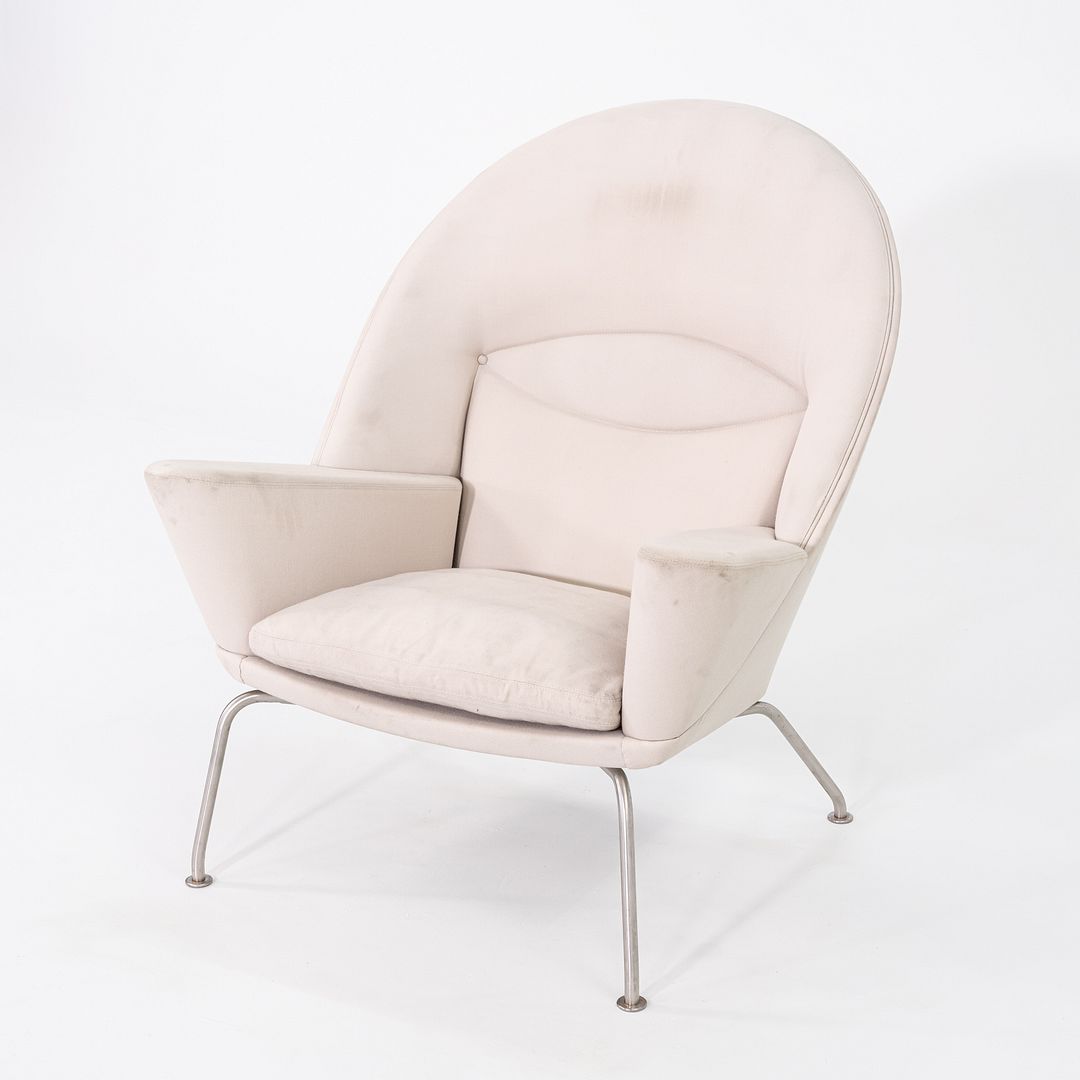 CH468 Oculus Lounge Chair