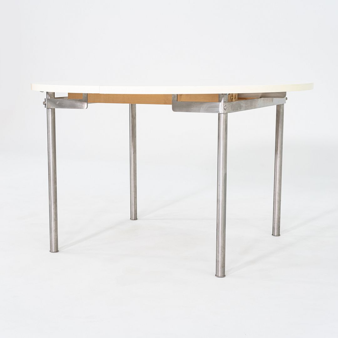 CH388 Dining Table