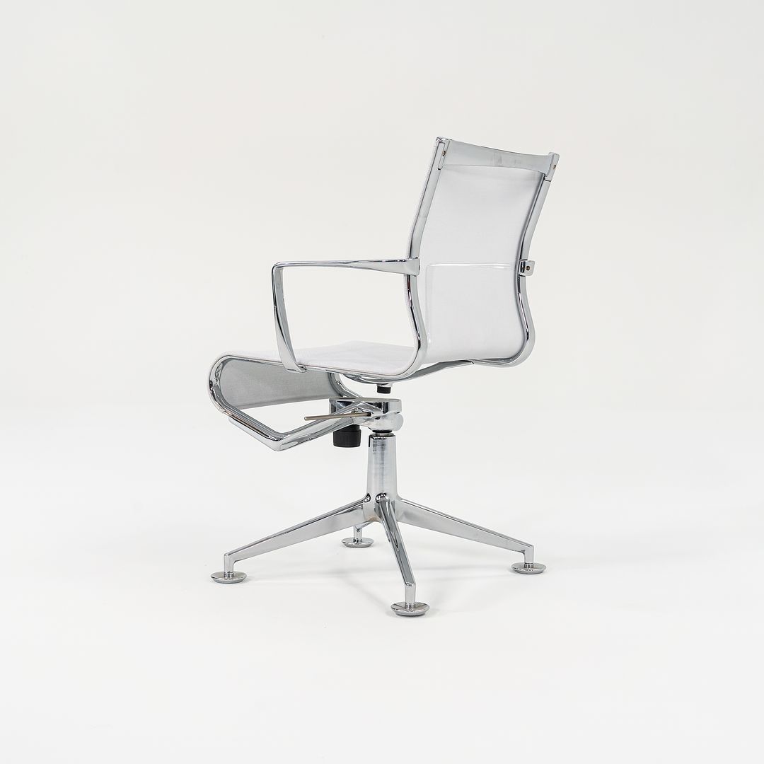 Meetingframe Tilt 47 Armchair