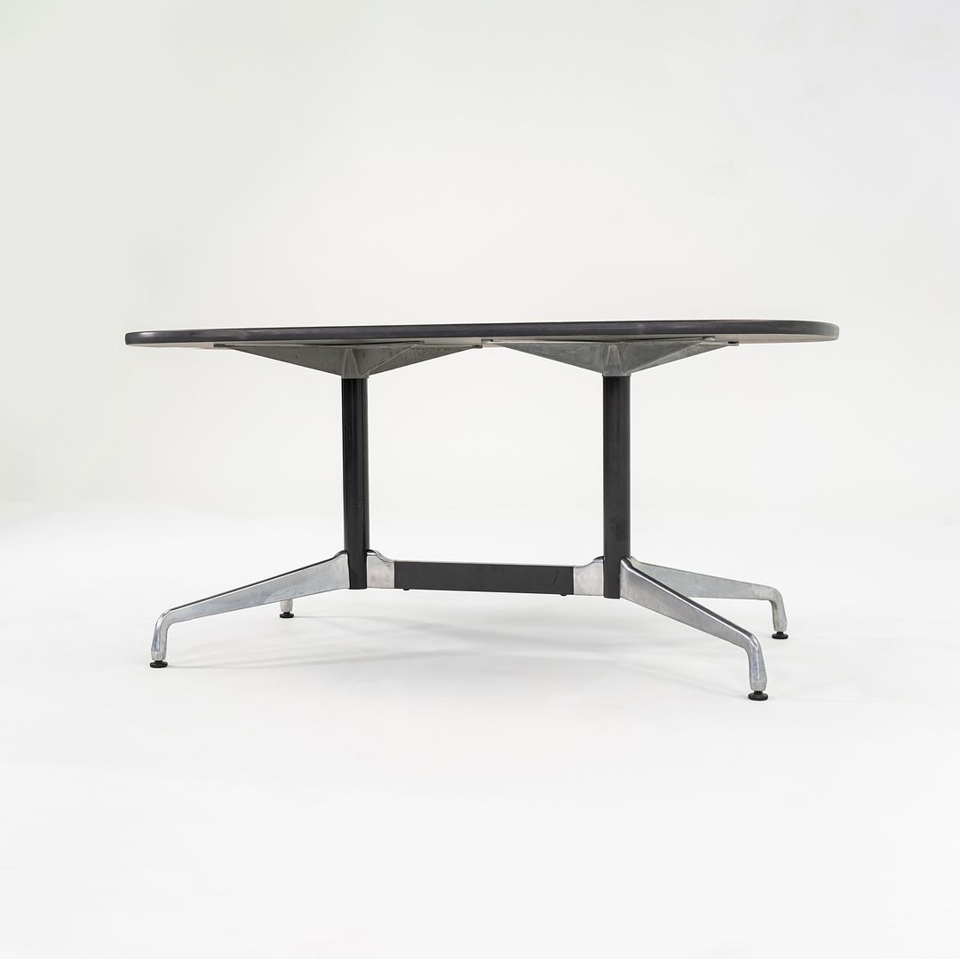 Segmented Conference Dining Table ET149