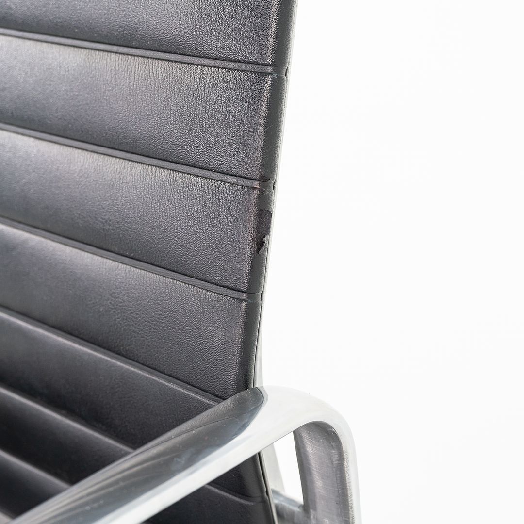 Aluminum Group Executive Desk Chair