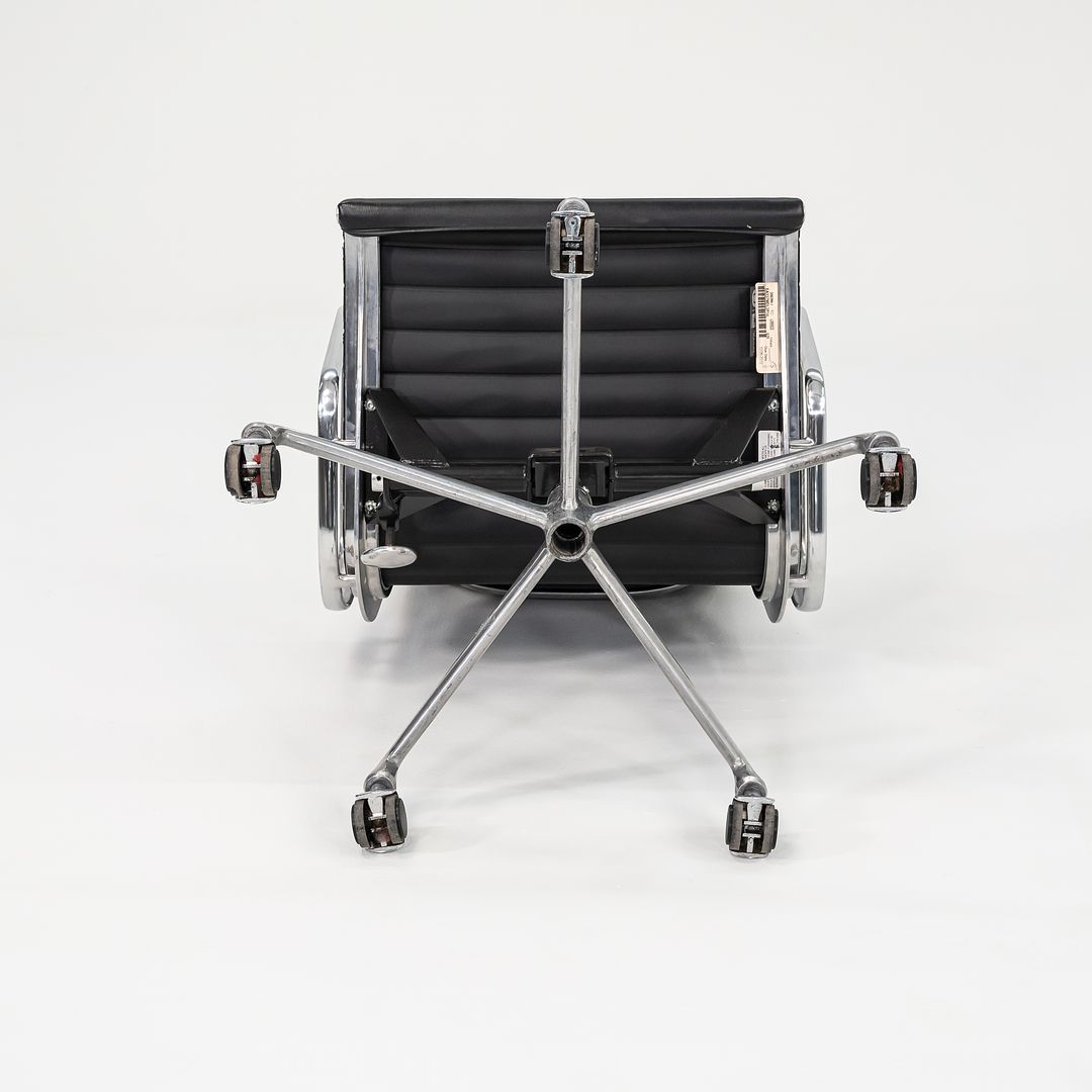 Aluminum Group Executive Desk Chair