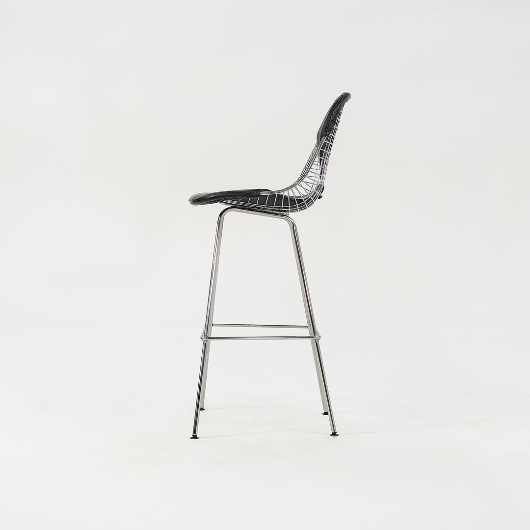 Eames Wire Stool