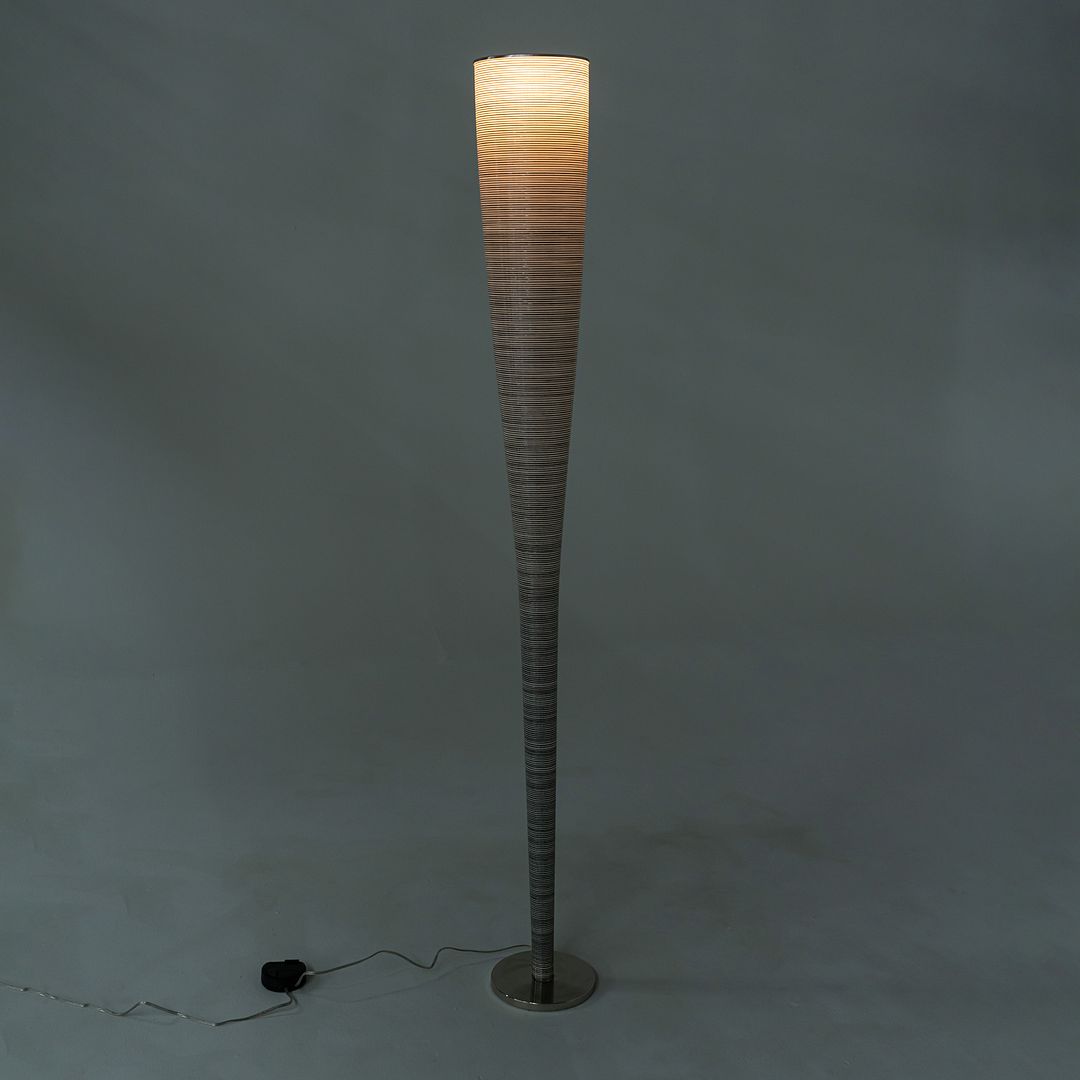 Mite Floor Lamp