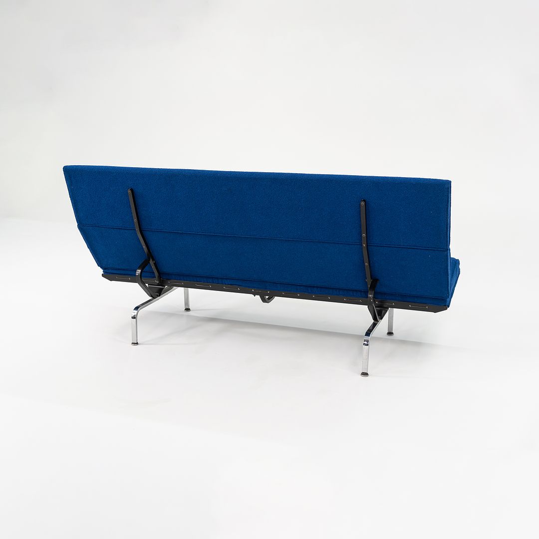 S-473 Compact Sofa