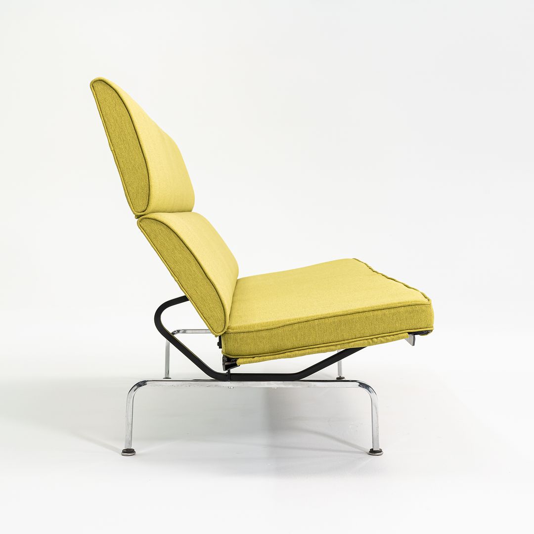S-473 Compact Sofa