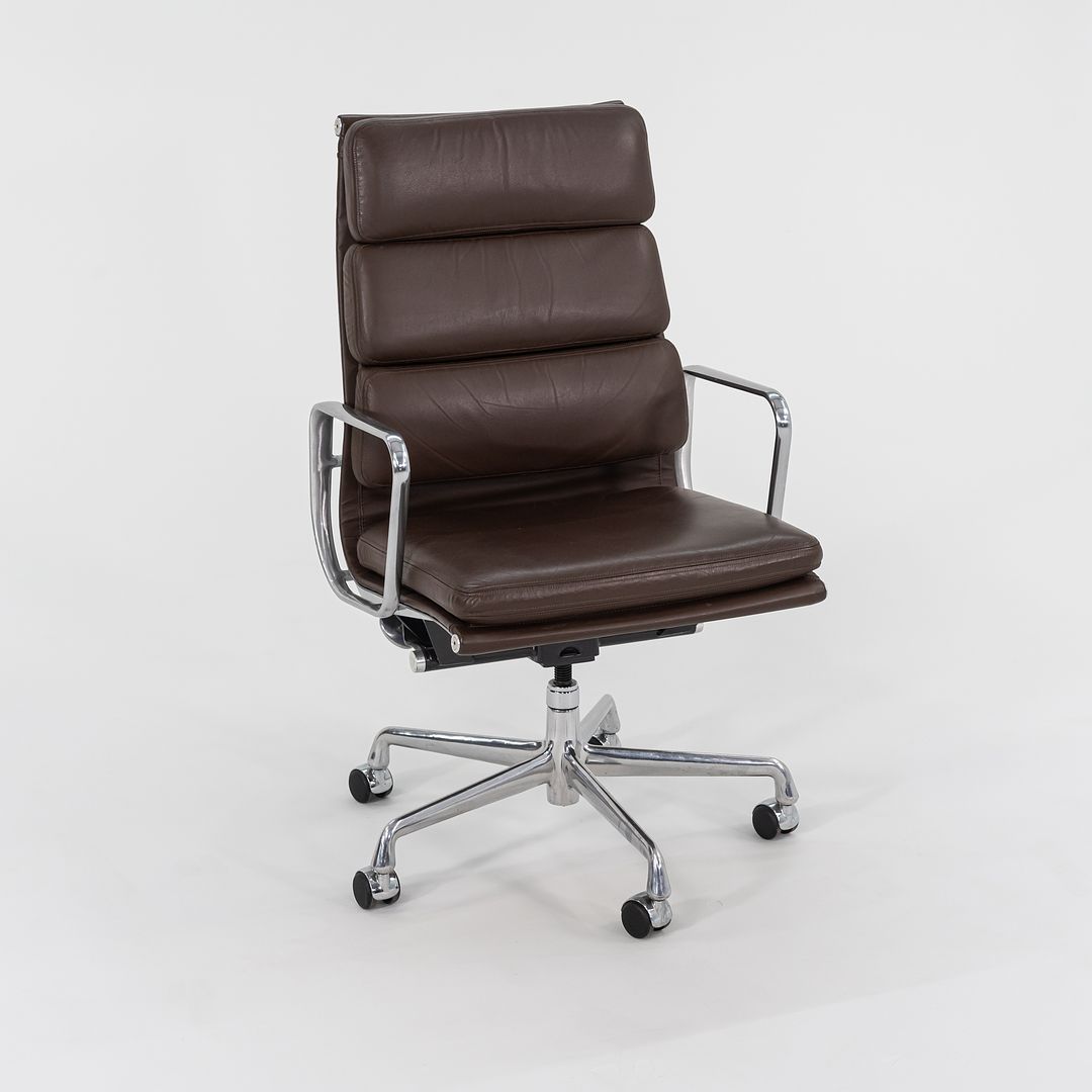 Soft Pad Executive Chair, Model EA437