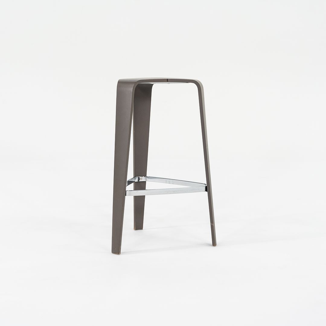 Tre Bar Stool