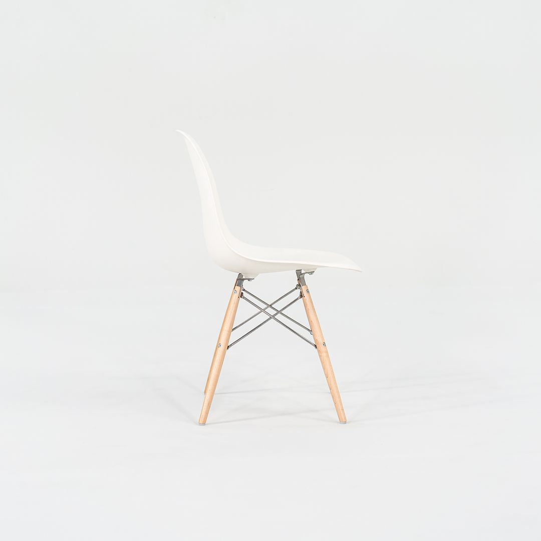 DSW Side Chair with Dowel Base