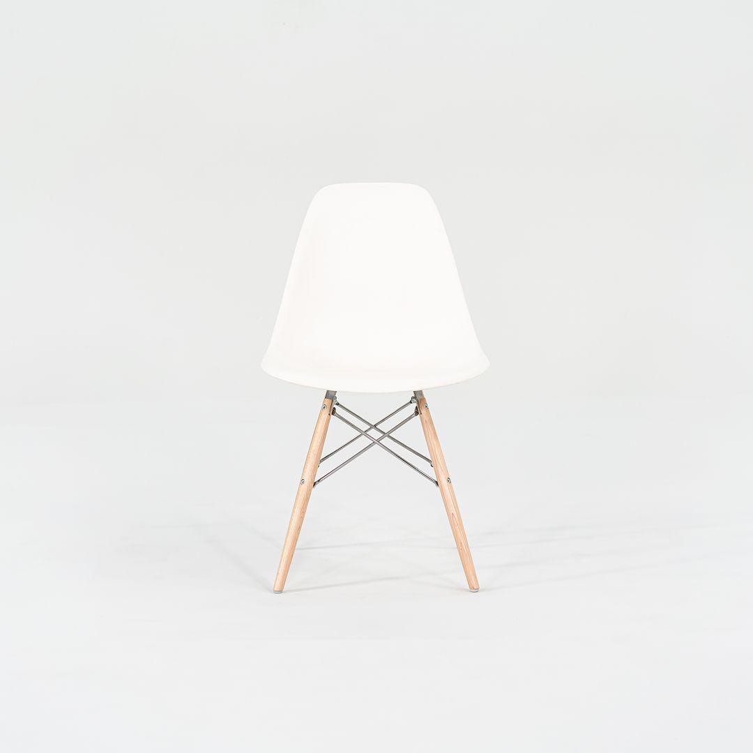 DSW Side Chair with Dowel Base