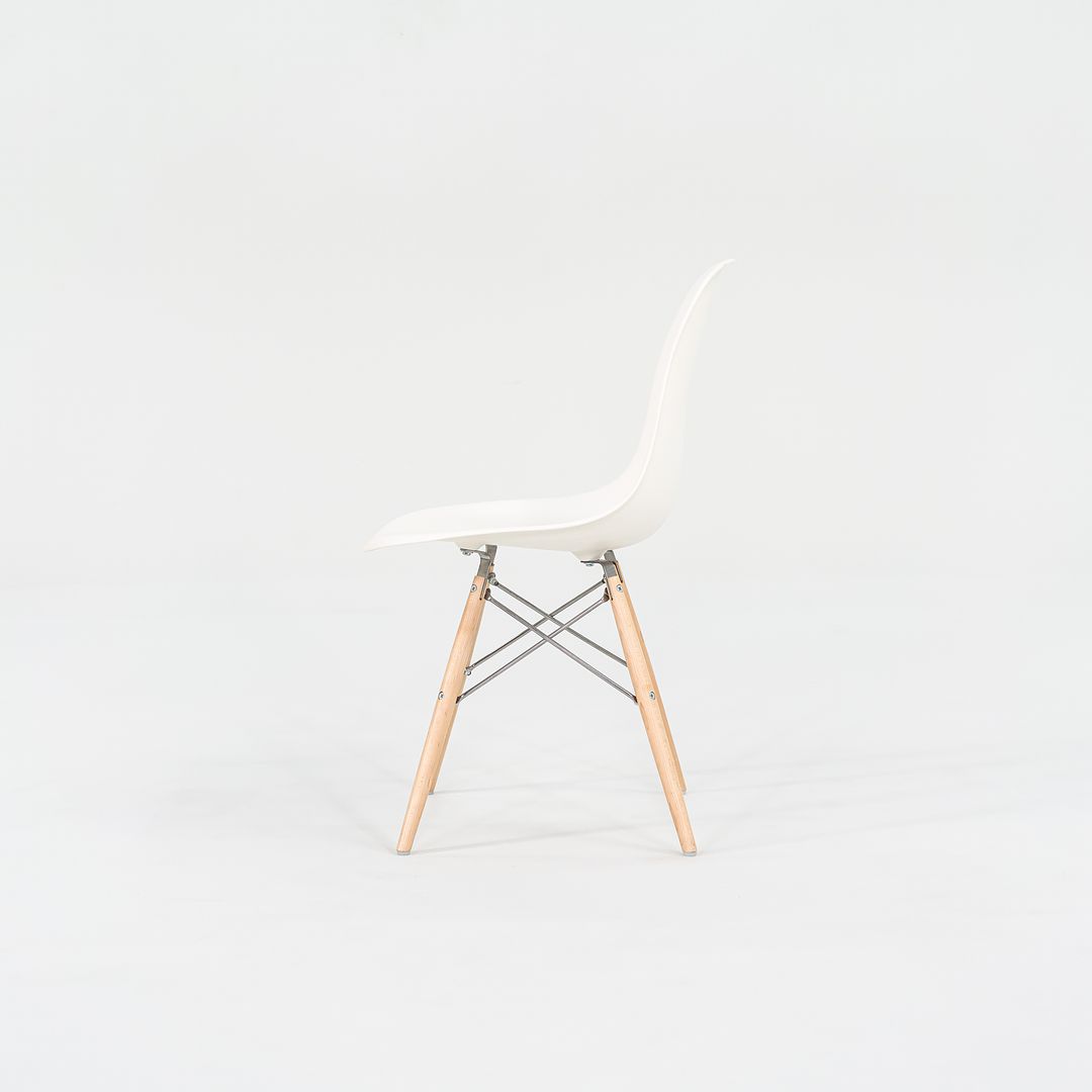 DSW Side Chair with Dowel Base