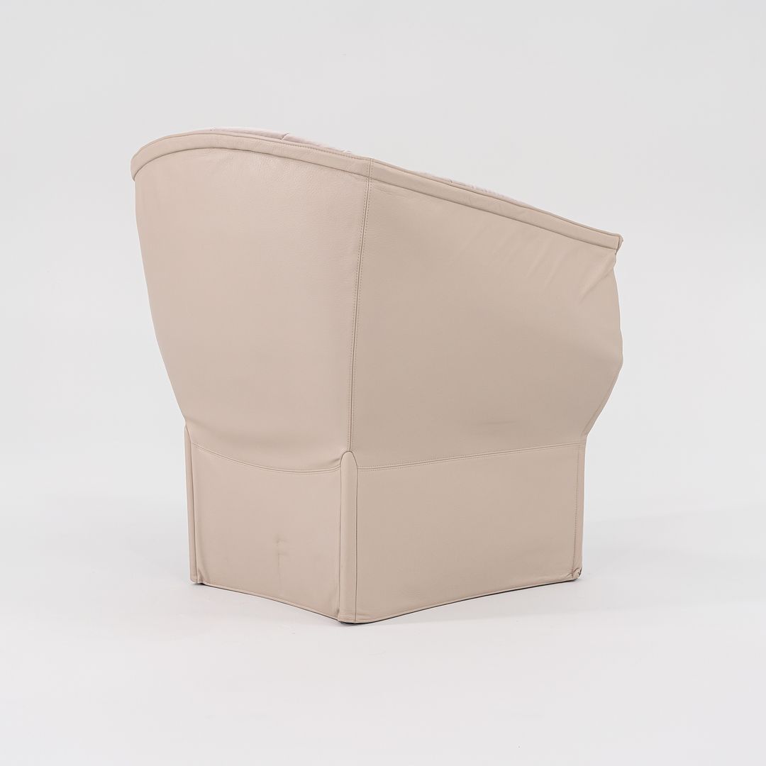 Moel Armchair