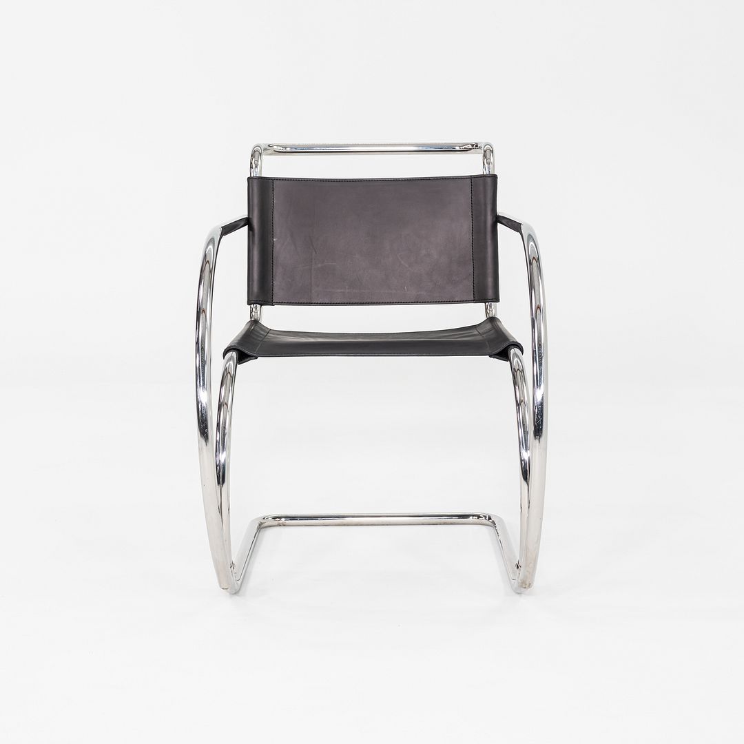 MR20 Arm Chair
