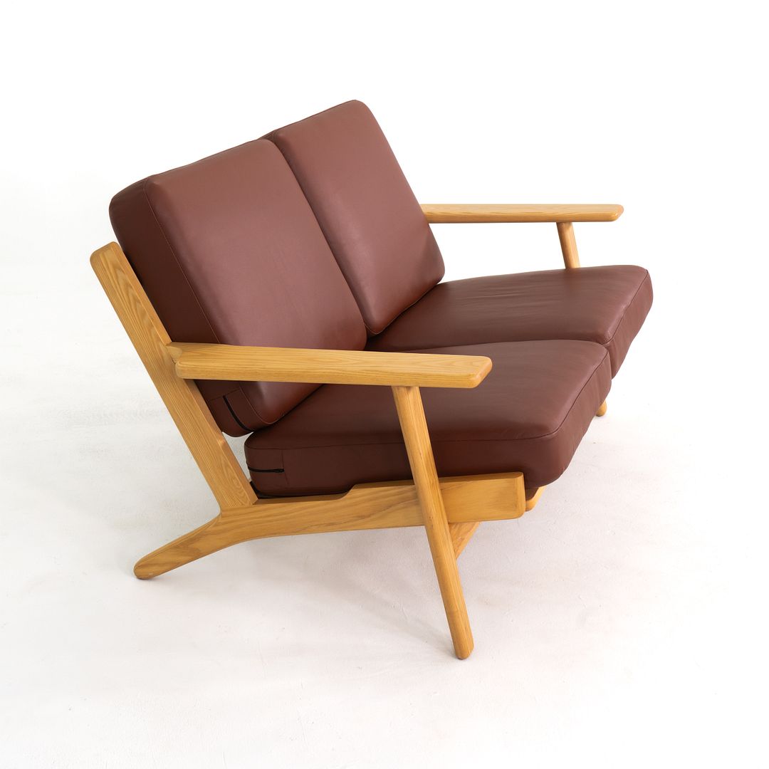 Model GE-290/2 Two Seat Sofa