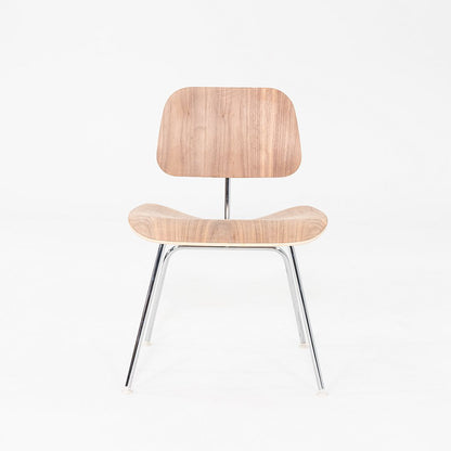 DCM Chair
