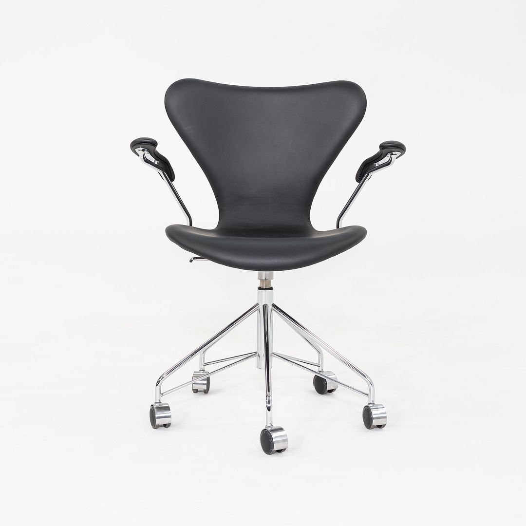 Series 7 Desk Chair