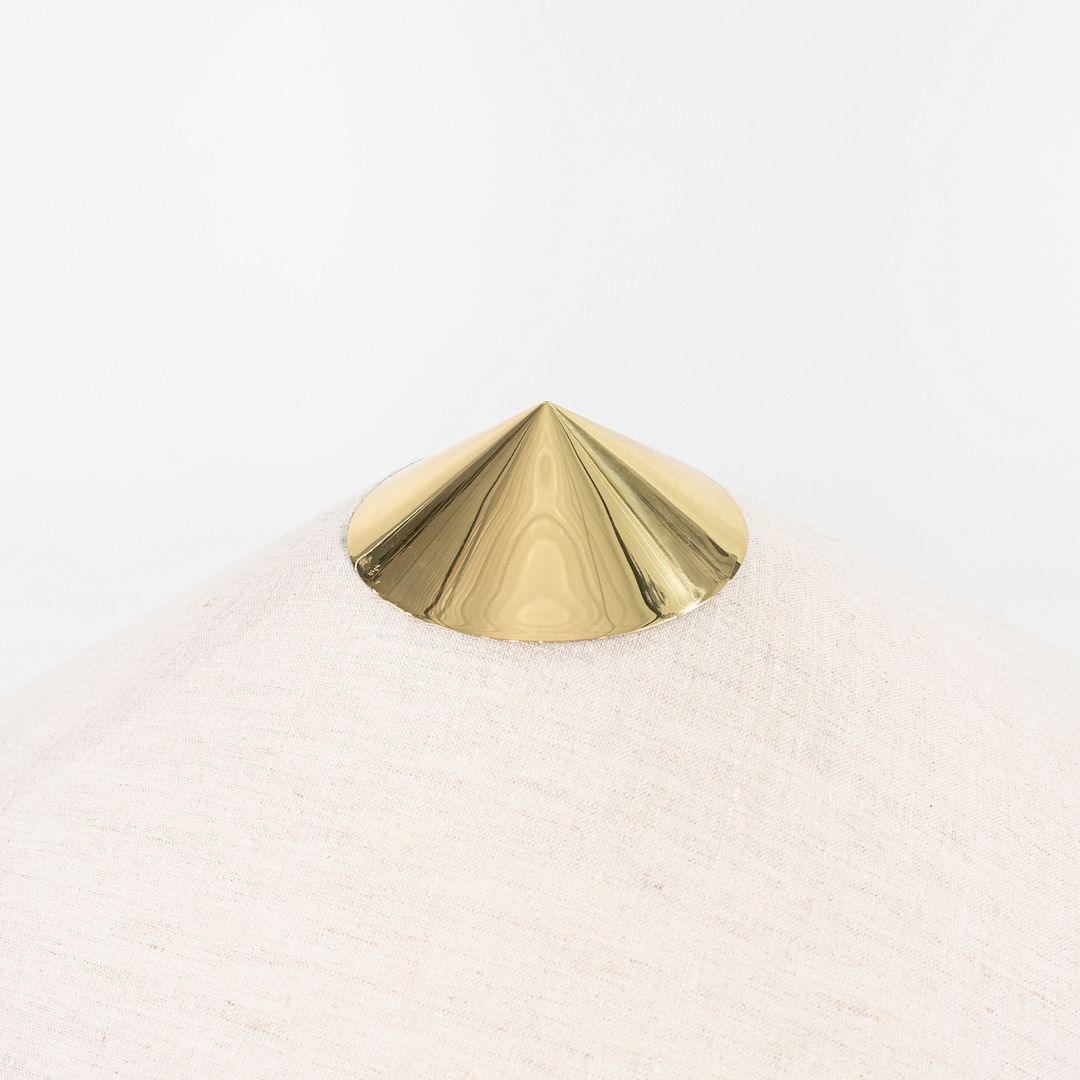 9602 Floor Lamp