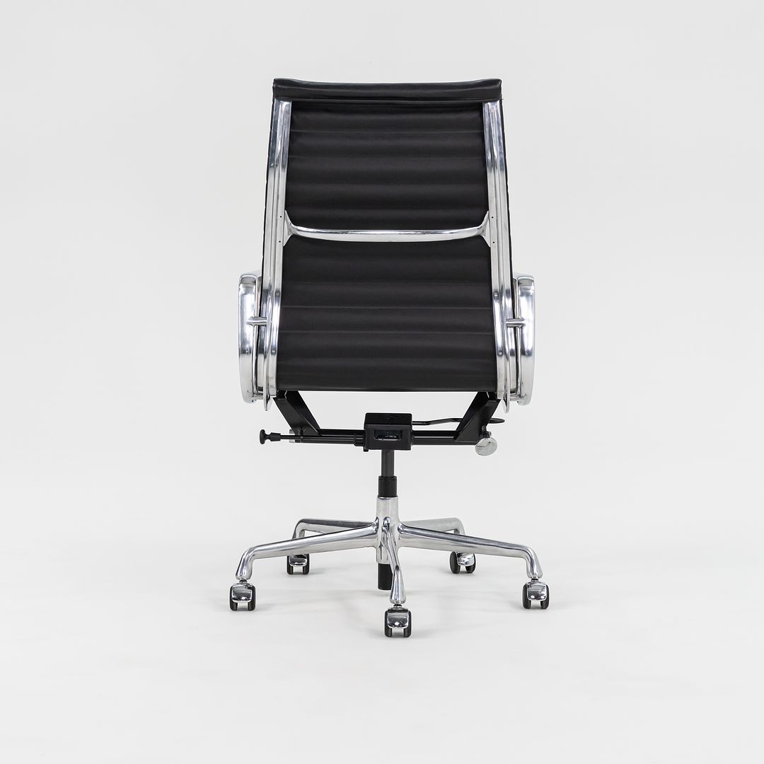 Aluminum Group Executive Desk Chair