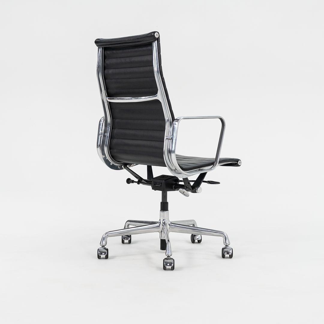 Aluminum Group Executive Desk Chair