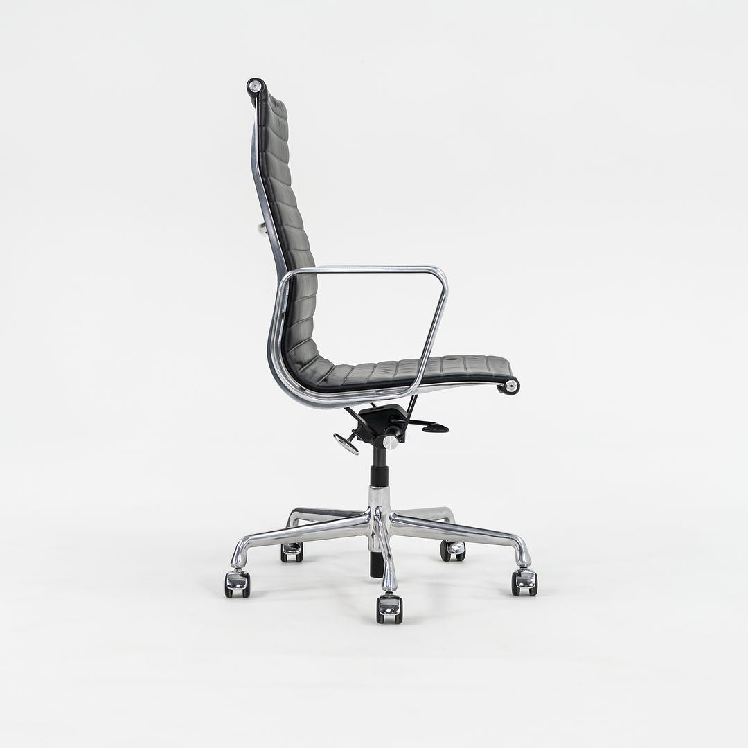 Aluminum Group Executive Desk Chair