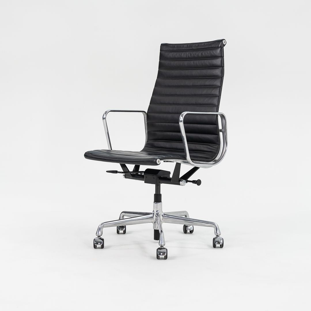 Aluminum Group Executive Desk Chair