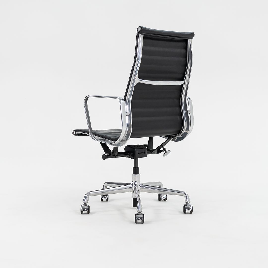 Aluminum Group Executive Desk Chair
