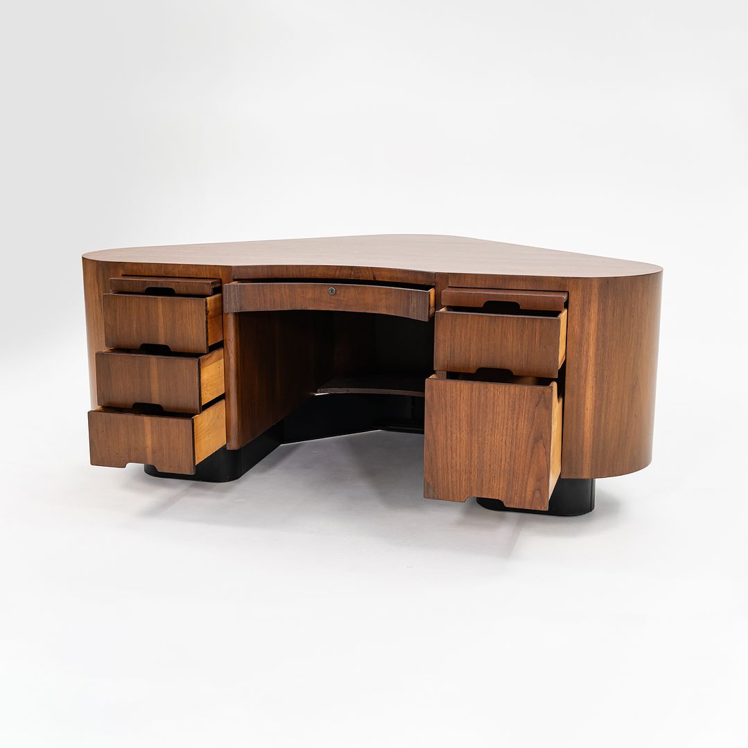 Executive Desk, Model SP1110